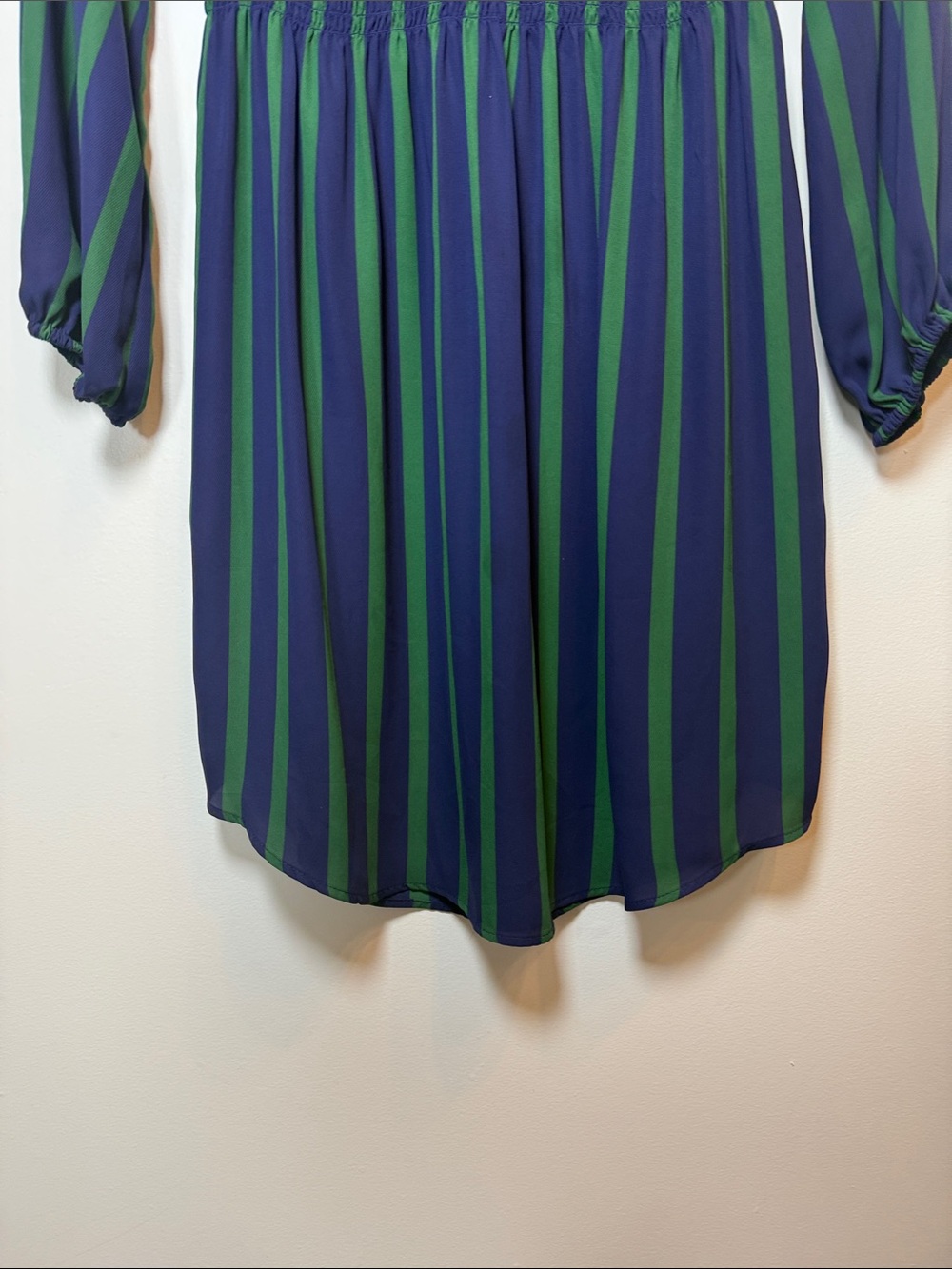 Ann Taylor Vertical Navy & Green Striped Blouson Sleeve Dress - Picture 6 of 12